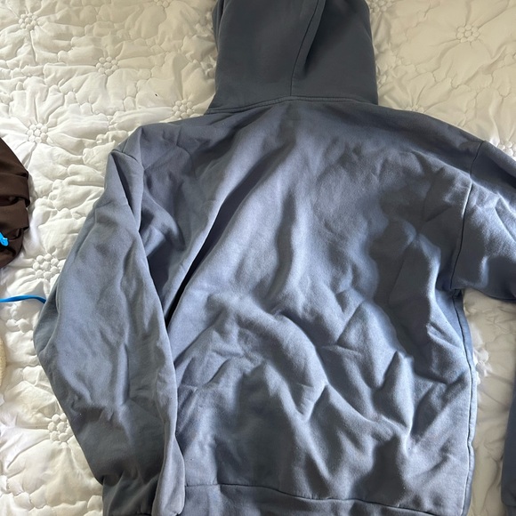 Aritzia Hoodie - Picture 8 of 9